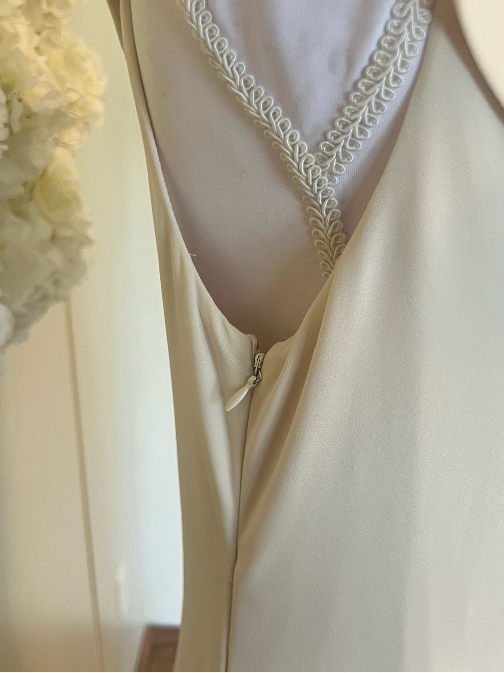 Lauren Ralph Lauren Cream Jersey Off-the-Shoulder Gown - Picture 10 of 12